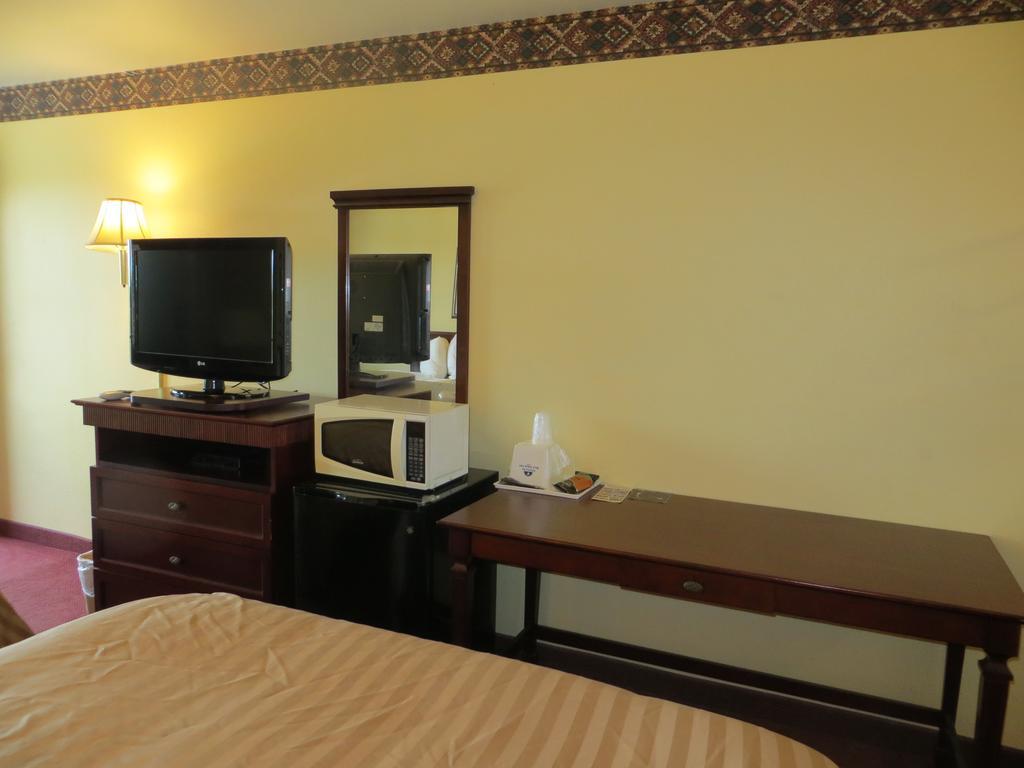 Americas Best Value Inn Ozark Exterior foto